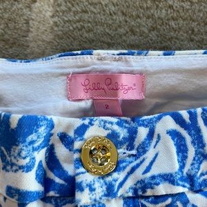 Lilly Pulitzer Blue and white lobster print pant